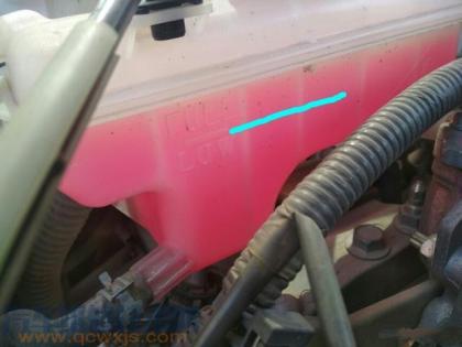 添加防凍液注意事項 防凍液添加不能過多也不能過少 添加防凍液注意事項 防凍液添加不能過多也不能過少