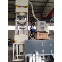 Y一次雙塊舔鹽磚機和單塊舔鹽磚機都有哪些不同之處