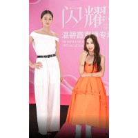 溫碧霞IRENENA服裝品牌休閑時(shí)尚蕩領(lǐng)無袖一字肩連體褲