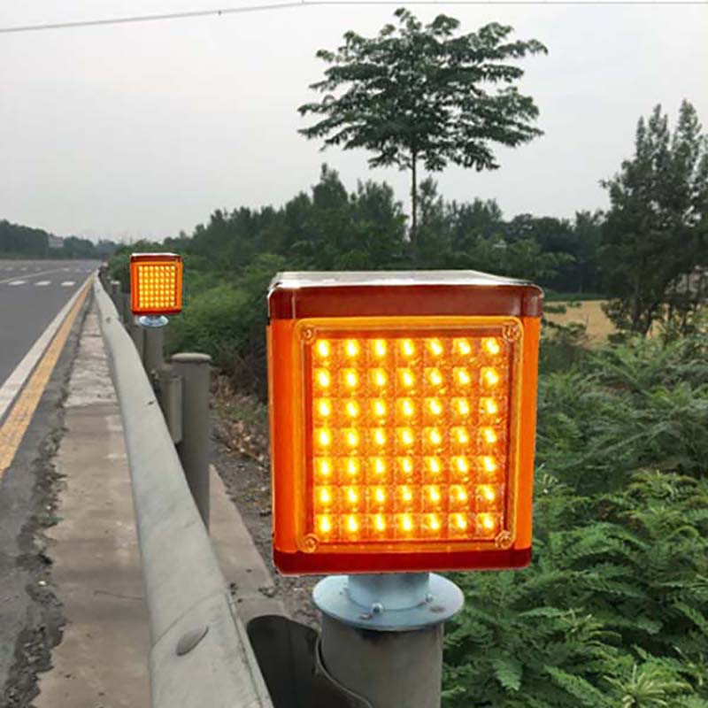 太陽能防霧警示燈